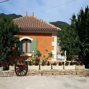 Casa Oliveiras Hébergement de vacances Flassans-sur-Issole
